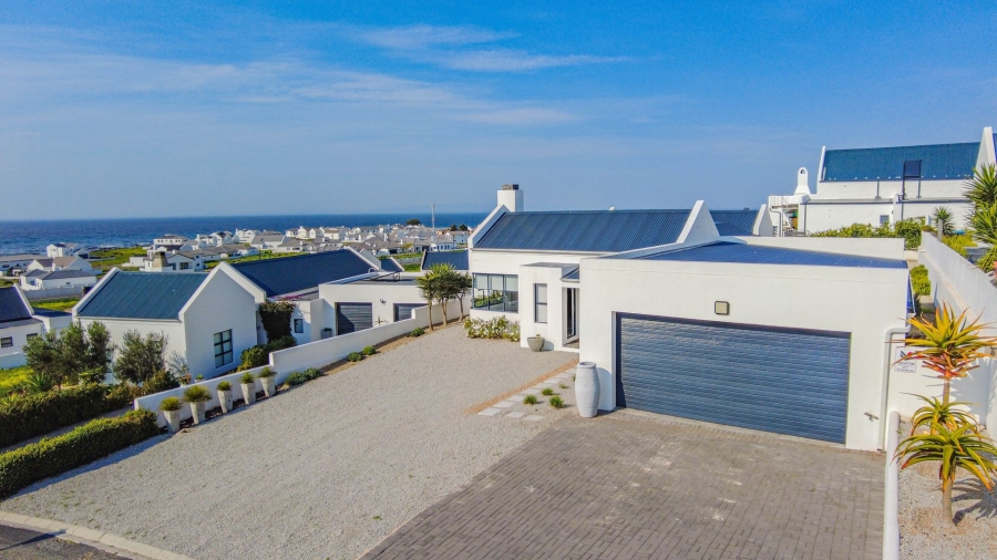 3 Bedroom Property for Sale in Da Gama Bay Western Cape